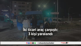 İki ticari araç çarpıştı