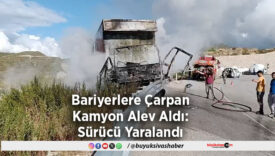 Bariyerlere Çarpan Kamyon
